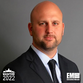 Booz Allen SVP Steve Escaravage Bags Wash100 Award for Leadership in GovCon